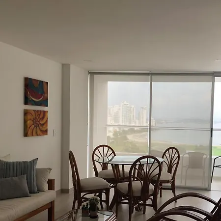 Tres Carabelas Apartamento *